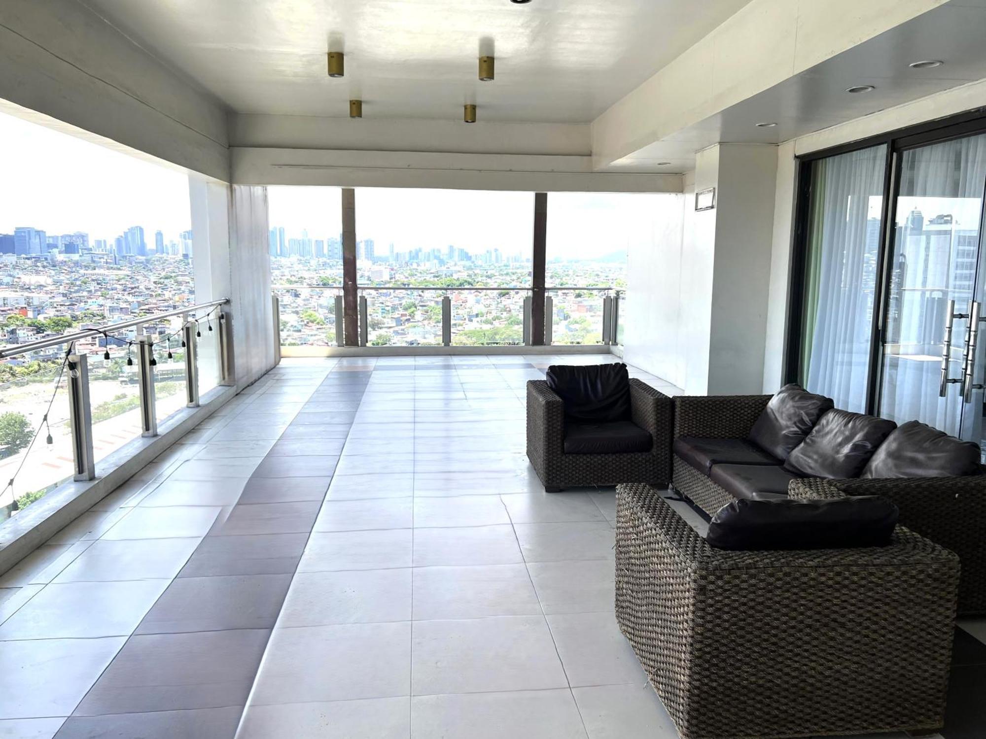 Stunning 2Br Apt, 65 Sq M Netflix At Rosewood Pointe Residences Near Bgc Manila Luaran gambar