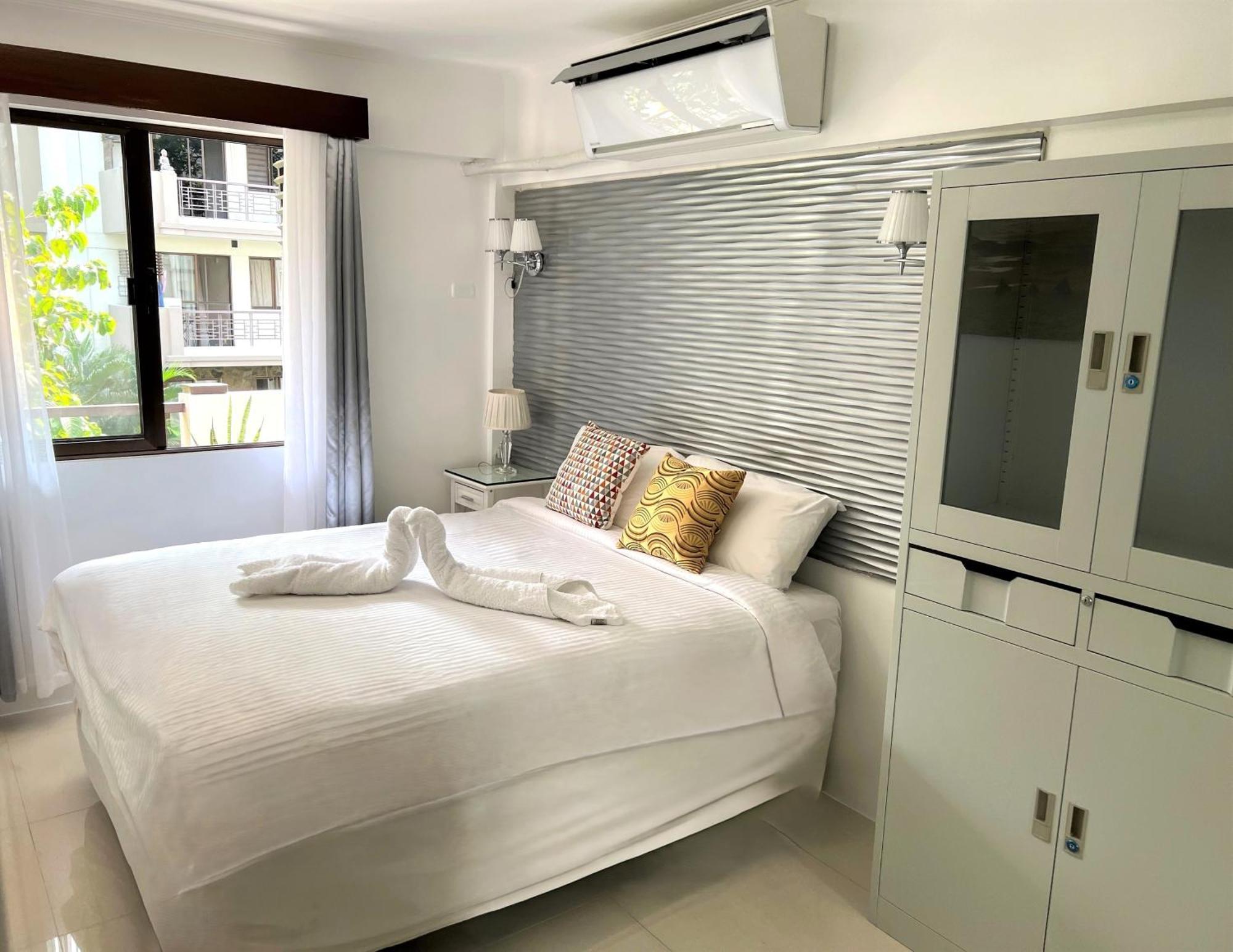 Stunning 2Br Apt, 65 Sq M Netflix At Rosewood Pointe Residences Near Bgc Manila Luaran gambar